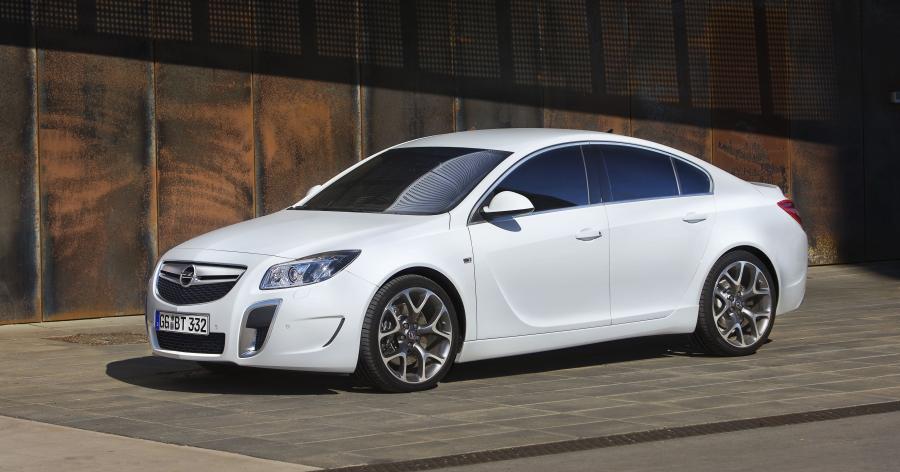  Opel Insignia OPC 2009 года  (фото 34 из 57)